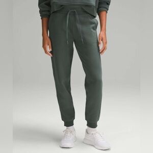 Lululemon Scuba High Rise Jogger Dark Forest